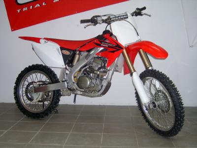 MOTO HONDA CRF