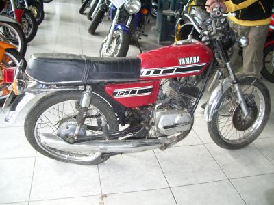 MOTO YAMAHA 125 RS