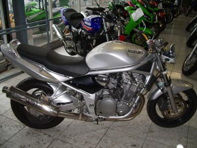 MOTO SUZUKI 600 BANDIT N