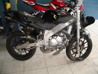 MOTO DERBI 125 GPR