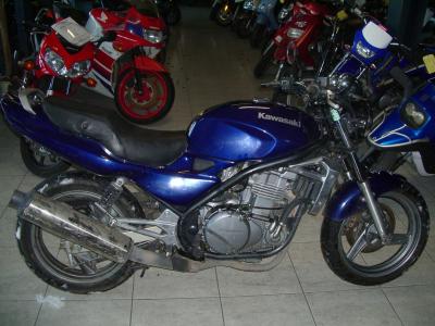 MOTO KAWASAKI ER5