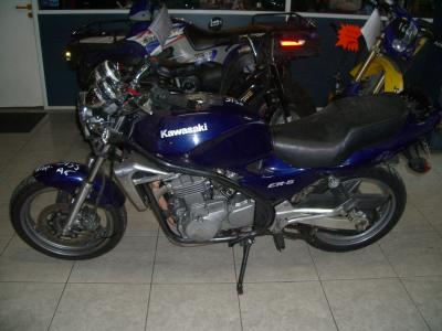 MOTO KAWASAKI 500 ER5