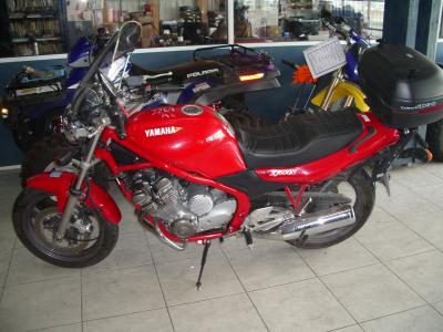 MOTO YAMAHA 600 DIVERSION 