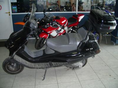 SCOOTER PIAGGIO 125 LX