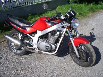 MOTO SUZUKI GSE 500