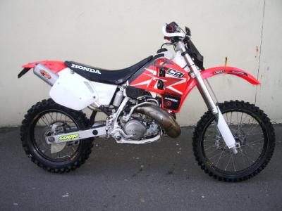 MOTO HONDA 500 CR