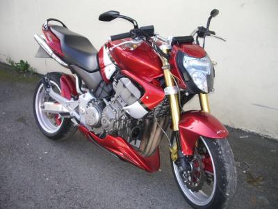 MOTO HONDA HORNET