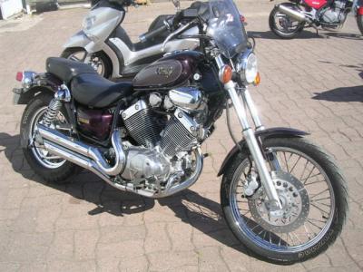 MOTO YAMAHA VIRAGO