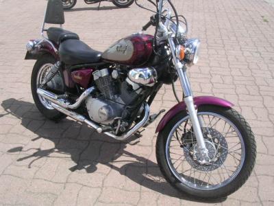 MOTO YAMAHA VIRAGO