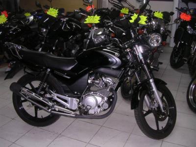 MOTO YAMAHA YBR