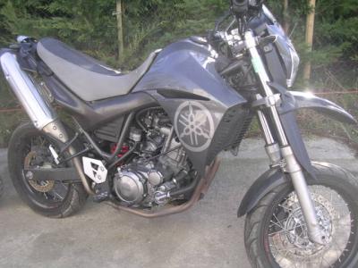 MOTO YAMAHA XTR