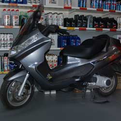 MOTO PIAGGIO SCOOTER