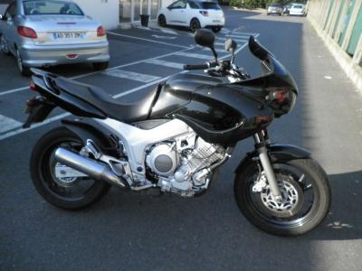 MOTO YAMAHA TDM 850